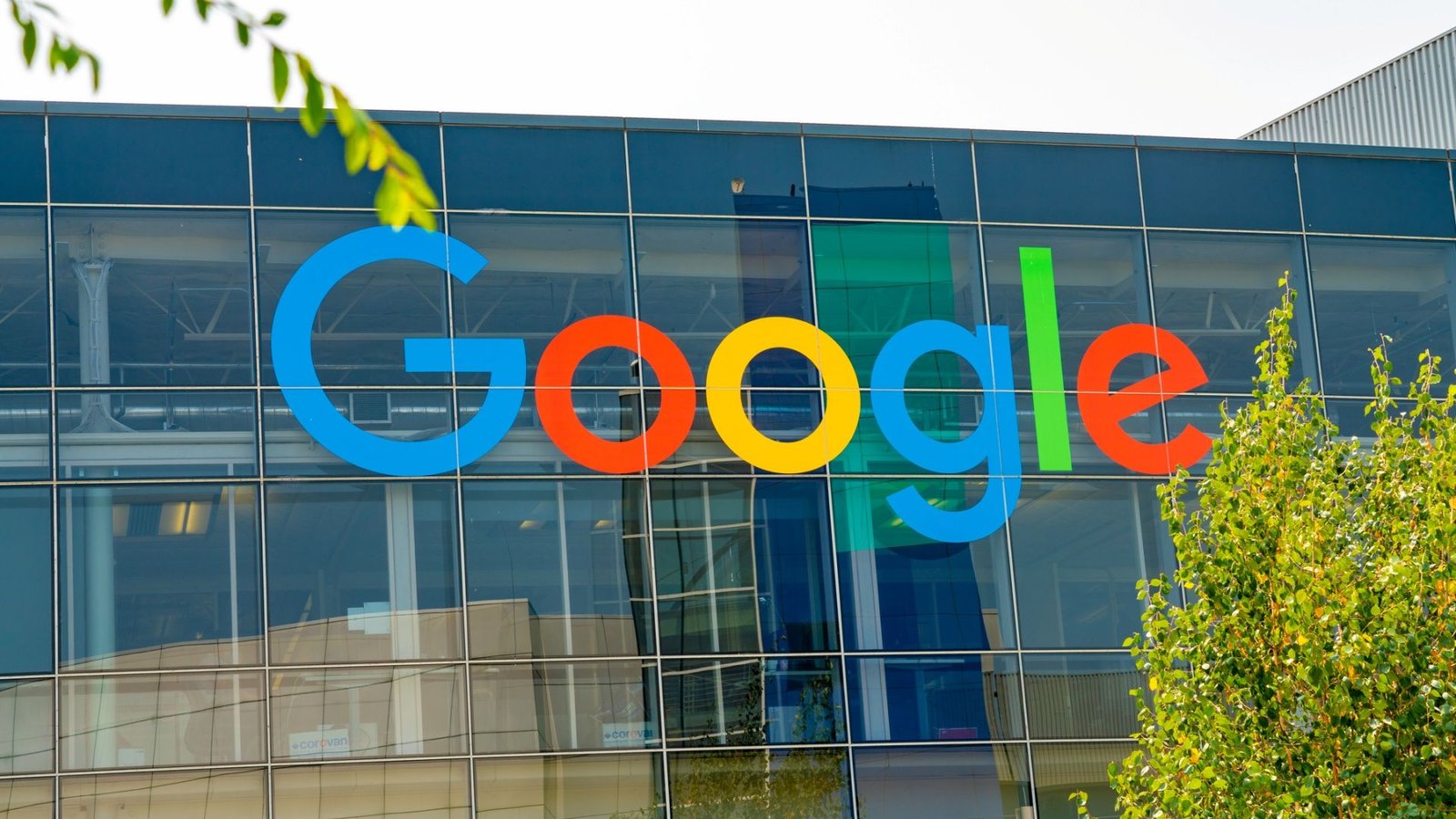 Europa quer que Google compartilhe dados de buscas com buscadores menores