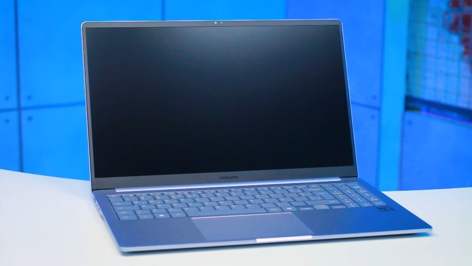 Galaxy Book 6 Edge vaza e pode desapontar quem queria um notebook pequeno