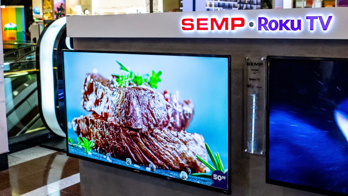Atualização deixa TVs com tela preta; usuários processam TCL e Roku
