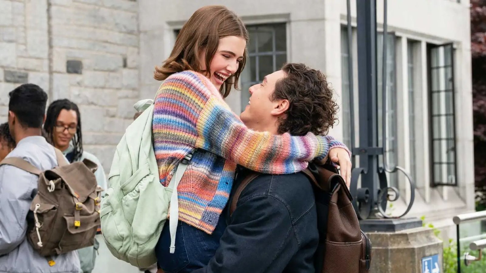 Off Campus: Tudo que você precisa saber sobre Amores Improváveis, a nova série do Prime Video